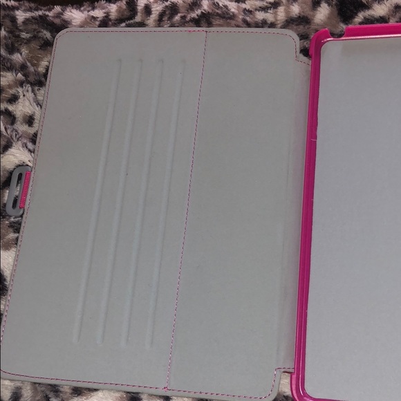 iPad ! Case! - Picture 3 of 4